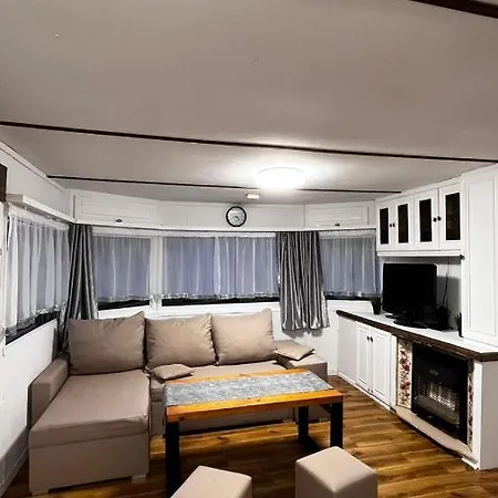 Holiday home Domki Malinowe Tarasy