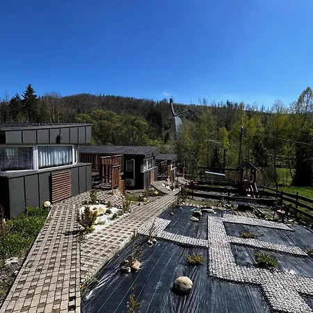 Holiday home Domki Malinowe Tarasy *